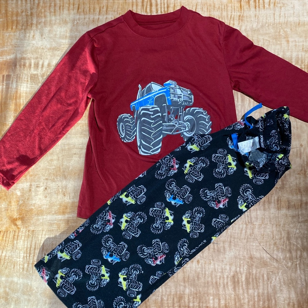 Boys PJ bundle - Joe Boxer size 8, Fortnite battle bus shirt, lands end size 10 - Picture 4 of 4